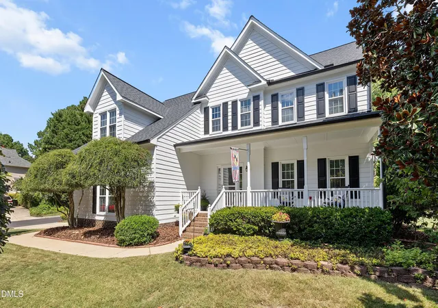 Photo 2 of Sale Pending at 922 Haywards Heath Ln, Apex, NC 27502 | MLS# 10191657 | Listing updated on 2026-10-05