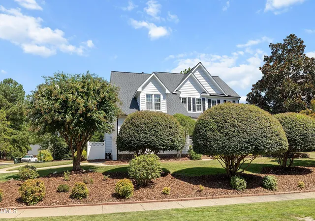 Photo 3 of Sale Pending at 922 Haywards Heath Ln, Apex, NC 27502 | MLS# 10191657 | Listing updated on 2026-10-05