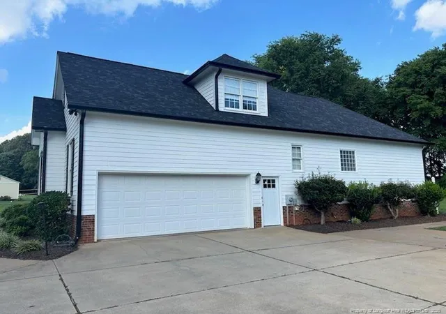 Photo 3 of Single family home for sale at 2013 Black Walnut Farm Rd, Hillsborough, NC 27278 | MLS# 768971 | Listing updated on 2026-09-23