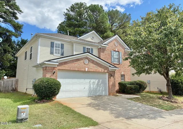 Single family home for sale at 2909 Glade Aster Ct, Raleigh, NC 27604 | MLS# 10192677