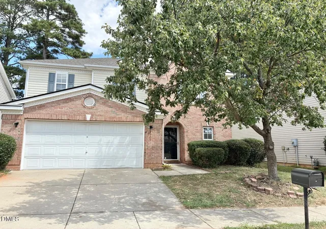 Photo 2 of Single family home for sale at 2909 Glade Aster Ct, Raleigh, NC 27604 | MLS# 10192677 | Listing updated on 2026-10-09