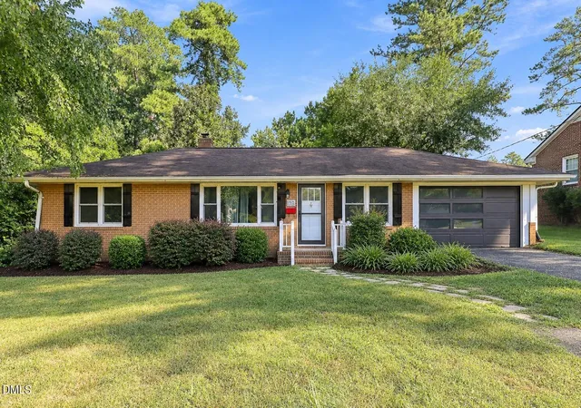 Single family home for sale at 123 Powell Dr, Fuquay Varina, NC 27526 | MLS# 10192081