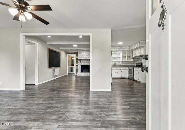 Photo 2 of Single family home for sale at 123 Powell Dr, Fuquay Varina, NC 27526 | MLS# 10192081 | Listing updated on 2026-10-28