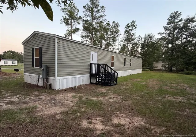 Photo 3 of Manufactured home for sale at 19420 Knapp St, Laurinburg, NC 28352 | MLS# 768894 | Listing updated on 2026-09-30
