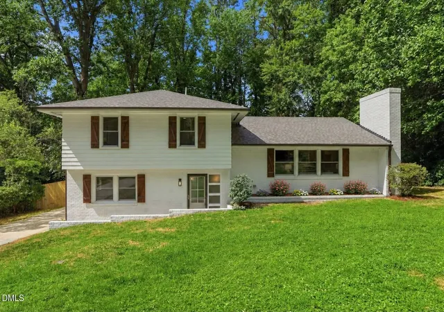 Photo 1 of Single family home for sale at 1810 Varnell Ave, Raleigh, NC 27612 | MLS# 10191204 | Listing updated on 2026-10-28