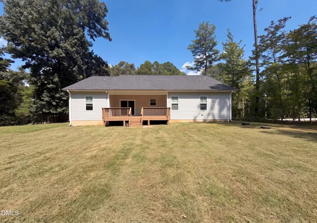 Photo 4 of Single family home for sale at 544 Shawnee Dr, Louisburg, NC 27549 | MLS# 10191175 | Listing updated on 2026-09-24