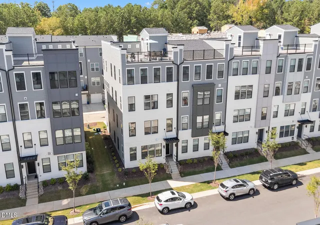 Photo 2 of Townhouse for sale at 10543 Pleasant Branch Dr, Raleigh, NC 27614 | MLS# 10191954 | Listing updated on 2026-09-15