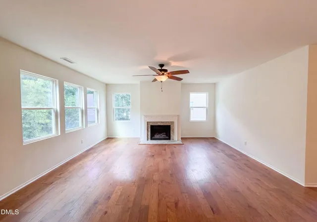 Photo 2 of Single family home for sale at 4732 Lonnie Dr, Rolesville, NC 27571 | MLS# 10191177 | Listing updated on 2026-09-07