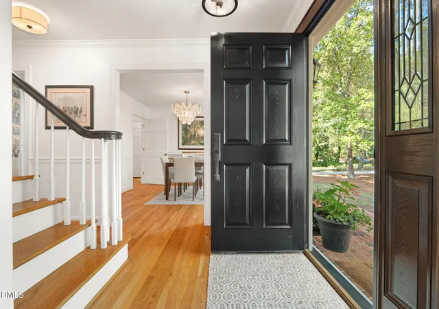 Photo 4 of Sale Pending at 6929 Knotty Pine Dr, Chapel Hill, NC 27517 | MLS# 10191429 | Listing updated on 2026-09-13
