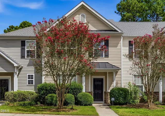Photo 3 of Townhouse for sale at 918 Cinnamon Dr, Durham, NC 27713 | MLS# 10191431 | Listing updated on 2026-09-09