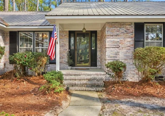 Photo 3 of Sale Pending at 1933 Merrimac Dr, Fayetteville, NC 28304 | MLS# 768984 | Listing updated on 2026-09-14