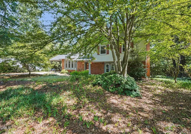 Photo 3 of Sale Pending at 1608 Su John Rd, Raleigh, NC 27607 | MLS# 10192058 | Listing updated on 2026-09-13