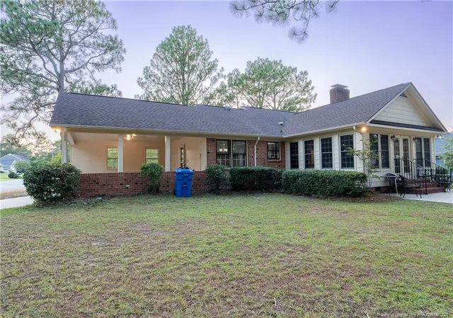 Photo 3 of Single family home for sale at 1813 Purdue Dr, Fayetteville, NC 28304 | MLS# 768976 | Listing updated on 2026-09-08