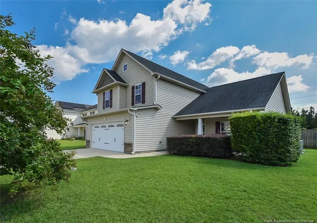 Photo 2 of Sale Pending at 614 Hogart St, Raeford, NC 28376 | MLS# 768980 | Listing updated on 2026-09-14