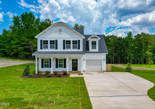 Photo 1 of Single family home for sale at 207 Eagle Rock Dr, Lillington, NC 27546 | MLS# 10191279 | Listing updated on 2026-09-11