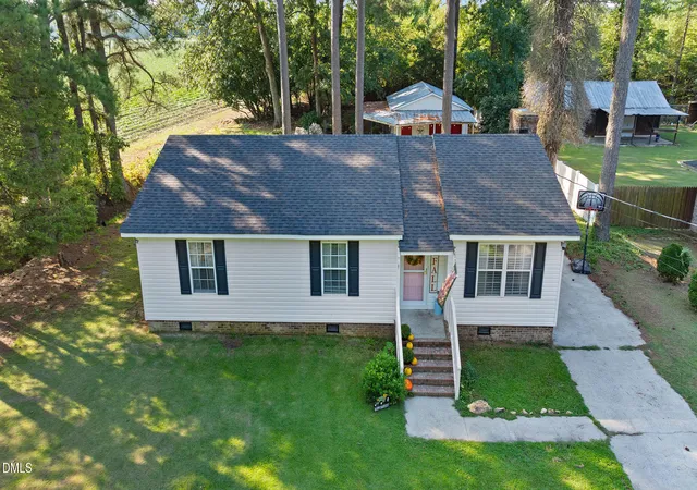 Photo 3 of Single family home for sale at 3838 Longleaf Dr Ne, Elm City, NC 27822 | MLS# 10191277 | Listing updated on 2026-09-17