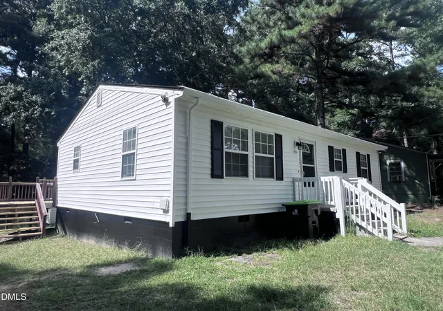 Photo 3 of Single family home for sale at 125 Booth Ave, Henderson, NC 27536 | MLS# 10191350 | Listing updated on 2026-09-08