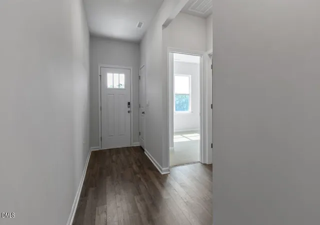 Photo 2 of Single family home for sale at 533 Swift Crk Farm Ln, Clayton, NC 27520 | MLS# 10191302 | Listing updated on 2026-09-08