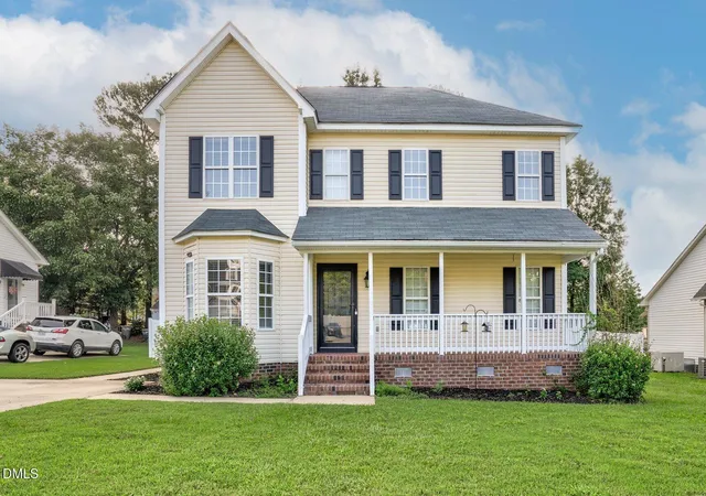 Photo 2 of Single family home for sale at 105 Green Bank Ct, Rocky Mount, NC 27804 | MLS# 10191396 | Listing updated on 2026-09-10