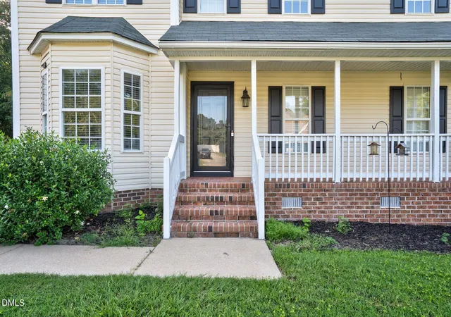 Photo 3 of Single family home for sale at 105 Green Bank Ct, Rocky Mount, NC 27804 | MLS# 10191396 | Listing updated on 2026-09-10