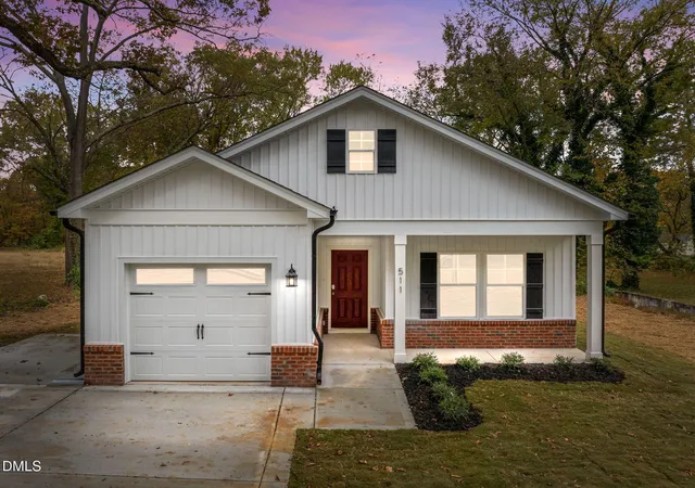 Photo 1 of Single family home for sale at 707 E Green St, Franklinton, NC 27525 | MLS# 10191620 | Listing updated on 2026-09-19