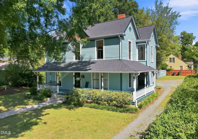 Photo 3 of Single family home for sale at 619 W Front St, Burlington, NC 27215 | MLS# 10191998 | Listing updated on 2026-09-14