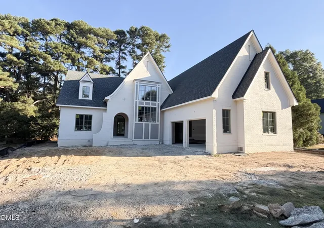 Single family home for sale at 414 Willow St, Cary, NC 27511 | MLS# 10191332