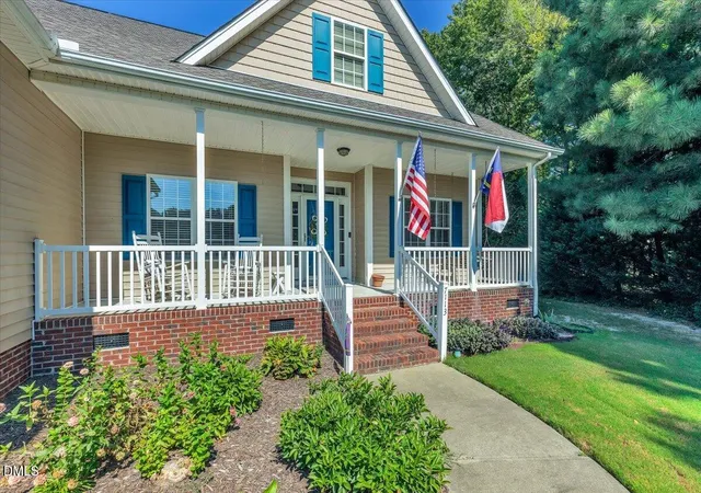 Photo 3 of Single family home for sale at 7113 Volterra Ct, Wendell, NC 27591 | MLS# 10191344 | Listing updated on 2026-09-09