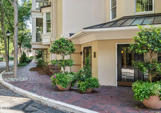 Condo for sale at 2701 Glenwood Gdns Ln #208, Raleigh, NC 27608 | MLS# 10193021