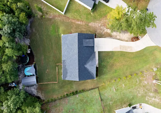 Photo 4 of Single family home for sale at 355 Southern Pl, Lillington, NC 27546 | MLS# 10191662 | Listing updated on 2026-09-10