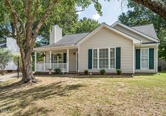 Photo 3 of Sale Pending at 1209 Mondavi Woods Ct, Wake Forest, NC 27587 | MLS# 10191426 | Listing updated on 2026-09-11
