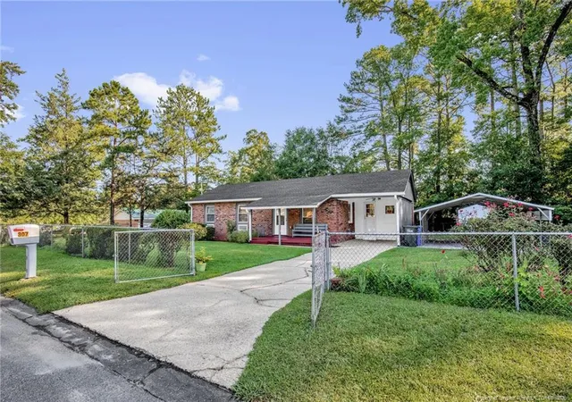 Photo 2 of Single family home for sale at 307 Dudley Dr, Fayetteville, NC 28314 | MLS# 769044 | Listing updated on 2026-09-11