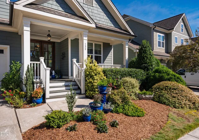 Photo 2 of Single family home for sale at 132 Old Piedmont Cir, Chapel Hill, NC 27516 | MLS# 10192250 | Listing updated on 2026-10-01