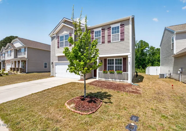 Photo 2 of Single family home for sale at 115 Rivercamp St, Clayton, NC 27527 | MLS# 10191358 | Listing updated on 2026-09-09