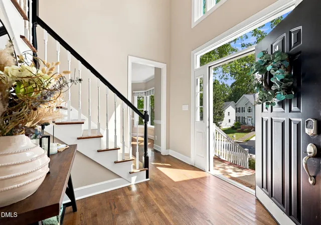 Photo 3 of Single family home for sale at 4220 Glen Erin Way, Raleigh, NC 27613 | MLS# 10191717 | Listing updated on 2026-09-15