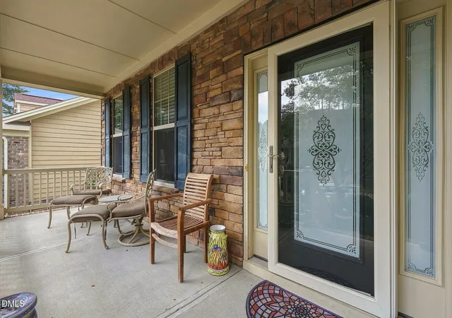 Photo 3 of Single family home for sale at 202 Briarfield Dr, Apex, NC 27502 | MLS# 10191417 | Listing updated on 2026-09-14