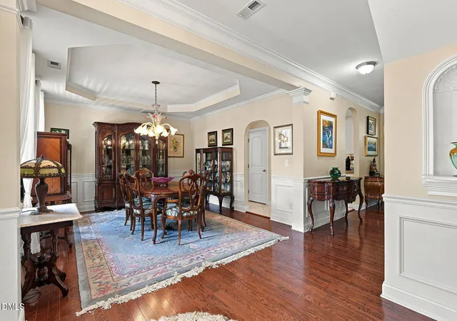Photo 4 of Single family home for sale at 202 Briarfield Dr, Apex, NC 27502 | MLS# 10191417 | Listing updated on 2026-09-14