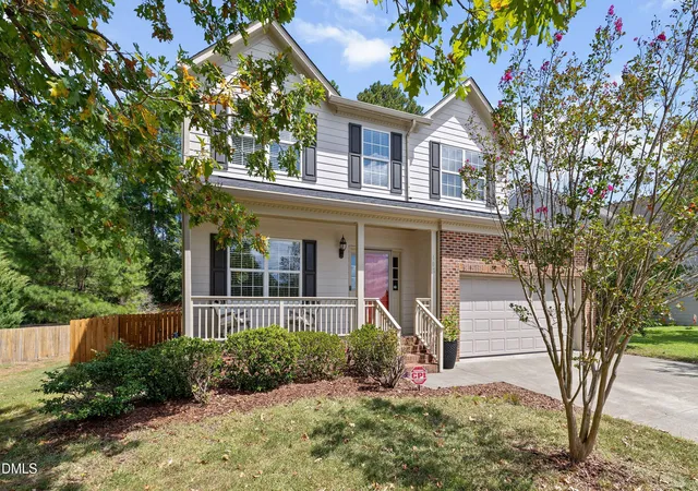 Photo 3 of Single family home for sale at 107 Stoney Dr, Durham, NC 27703 | MLS# 10191376 | Listing updated on 2026-09-19