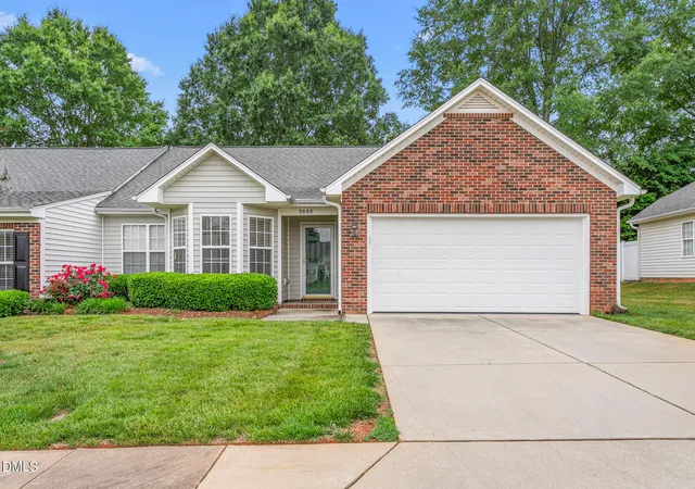 Photo 3 of Sale Pending at 3008 Old Craig Trl, Mebane, NC 27302 | MLS# 10191635 | Listing updated on 2026-09-13