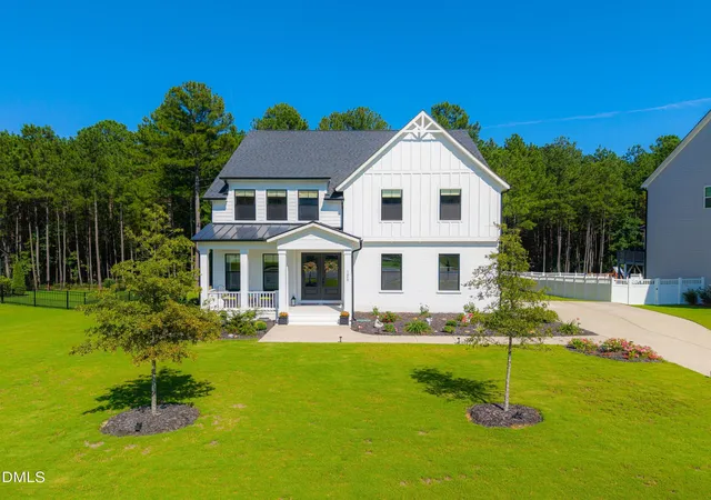 Photo 1 of Single family home for sale at 1050 The Parks Dr, Pittsboro, NC 27312 | MLS# 10192707 | Listing updated on 2026-09-27