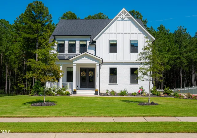 Photo 3 of Single family home for sale at 1050 The Parks Dr, Pittsboro, NC 27312 | MLS# 10192707 | Listing updated on 2026-09-27