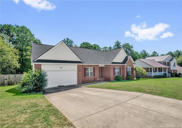 Photo 3 of Single family home for sale at 5021 Miranda Dr, Hope Mills, NC 28348 | MLS# 769054 | Listing updated on 2026-09-08