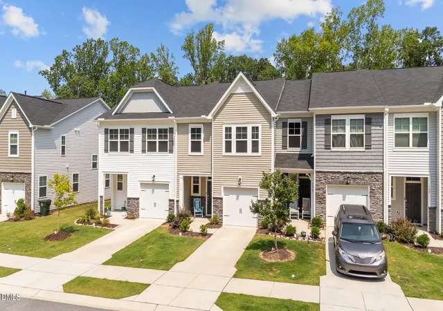Photo 2 of Single family home for sale at 156 Velvet Rdg Way, Garner, NC 27529 | MLS# 10191538 | Listing updated on 2026-09-17