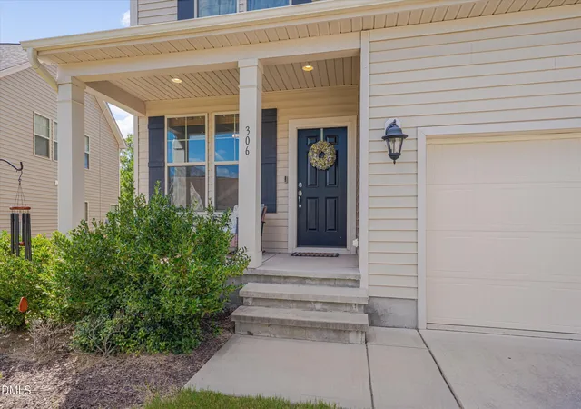 Photo 2 of Single family home for sale at 306 Kinnakeet Dr, Durham, NC 27704 | MLS# 10191604 | Listing updated on 2026-09-18