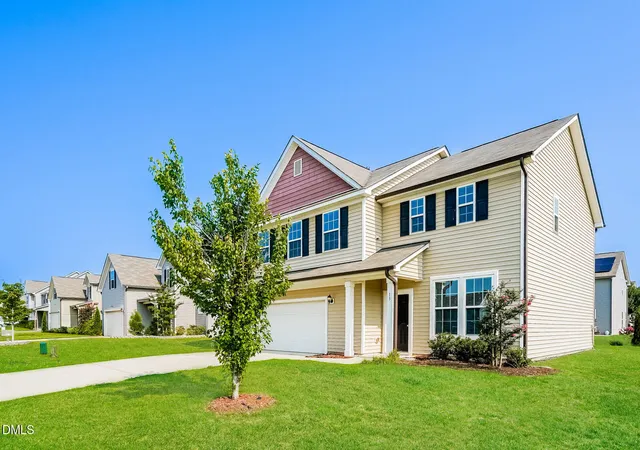 Photo 2 of Single family home for sale at 13 Fernhall St, Franklinton, NC 27525 | MLS# 10191492 | Listing updated on 2026-09-09
