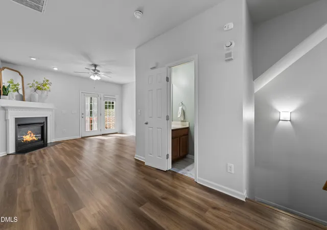 Photo 3 of Townhouse for sale at 2806 Wyntercrest Ln, Durham, NC 27713 | MLS# 10191616 | Listing updated on 2026-09-09