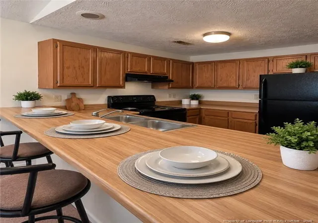 Photo 4 of Sale Pending at 1853 Tryon Dr #8, Fayetteville, NC 28303 | MLS# 769070 | Listing updated on 2026-09-14
