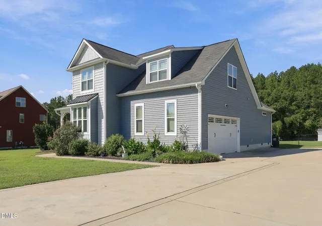 Photo 2 of Single family home for sale at 653 Wall Rd, Wendell, NC 27591 | MLS# 10192331 | Listing updated on 2026-10-07