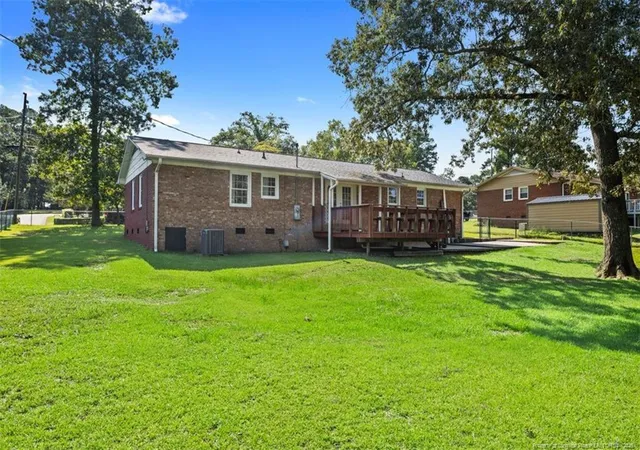 Photo 3 of Single family home for sale at 263 Brewster Dr, Fayetteville, NC 28303 | MLS# 768989 | Listing updated on 2026-09-09