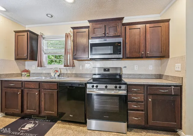 Photo 4 of Single family home for sale at 6001 Titanic Ct, Wake Forest, NC 27587 | MLS# 10191487 | Listing updated on 2026-10-05